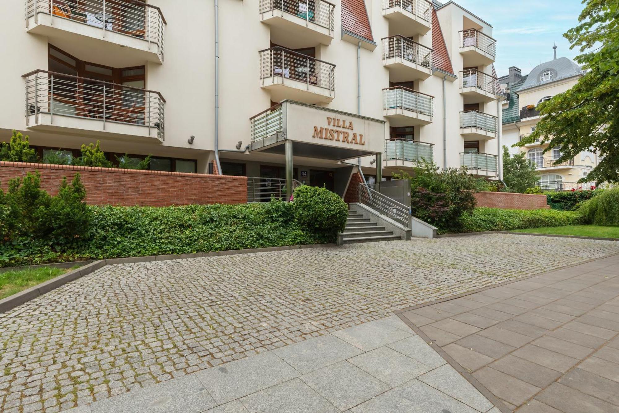 Apartamenty Przy Promenadzie Villa Mistral II By Noclegi Renters Swinoujscie Ngoại thất bức ảnh